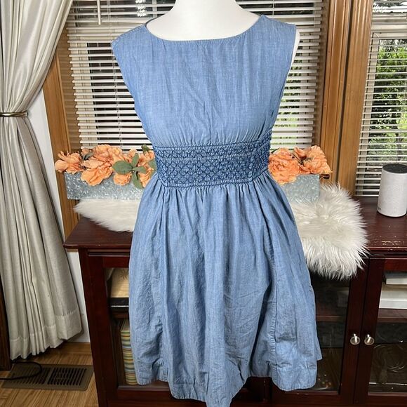 Kate Spade Chambray Blair Dress with Smocking Size 0 - Picture 4 of 12
